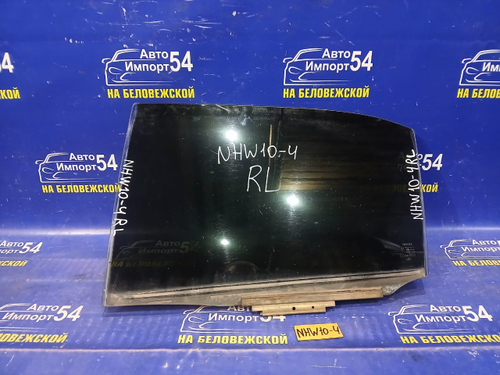 Стекло двери задней левой TOYOTA PRIUS 1998