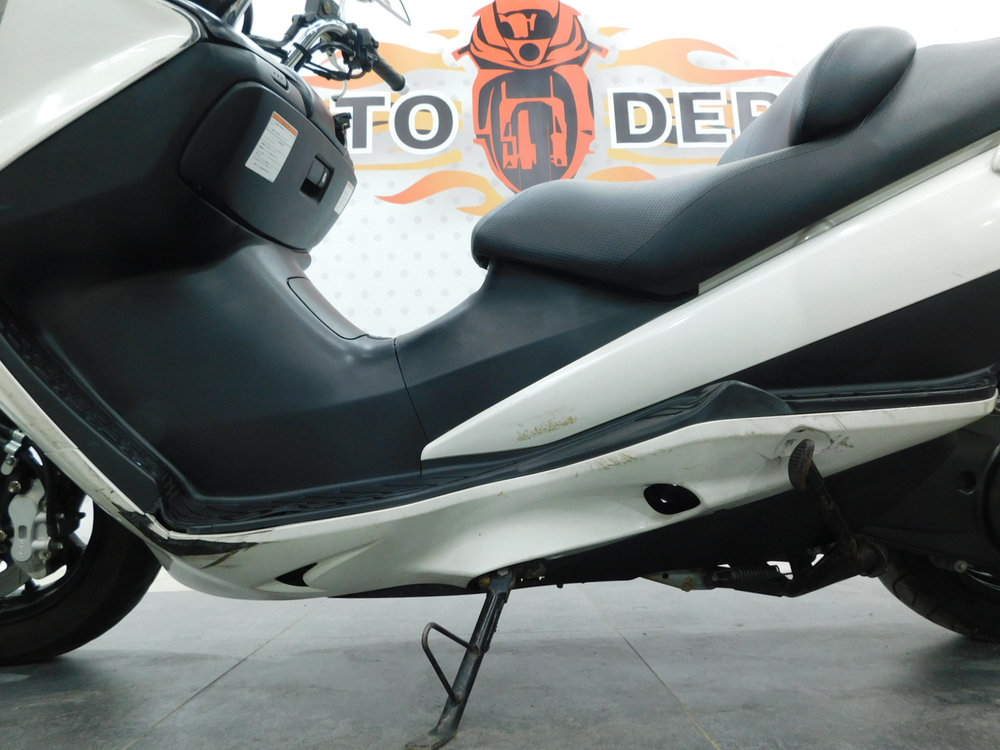 Suzuki Skywave 250 S 038353