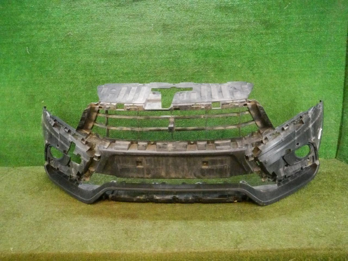 Бампер передний Lada Vesta (2015-н.в.) Cross