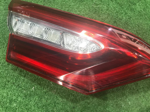 Фонарь Комплект Toyota Camry XV70 (2017-н.в.) LED