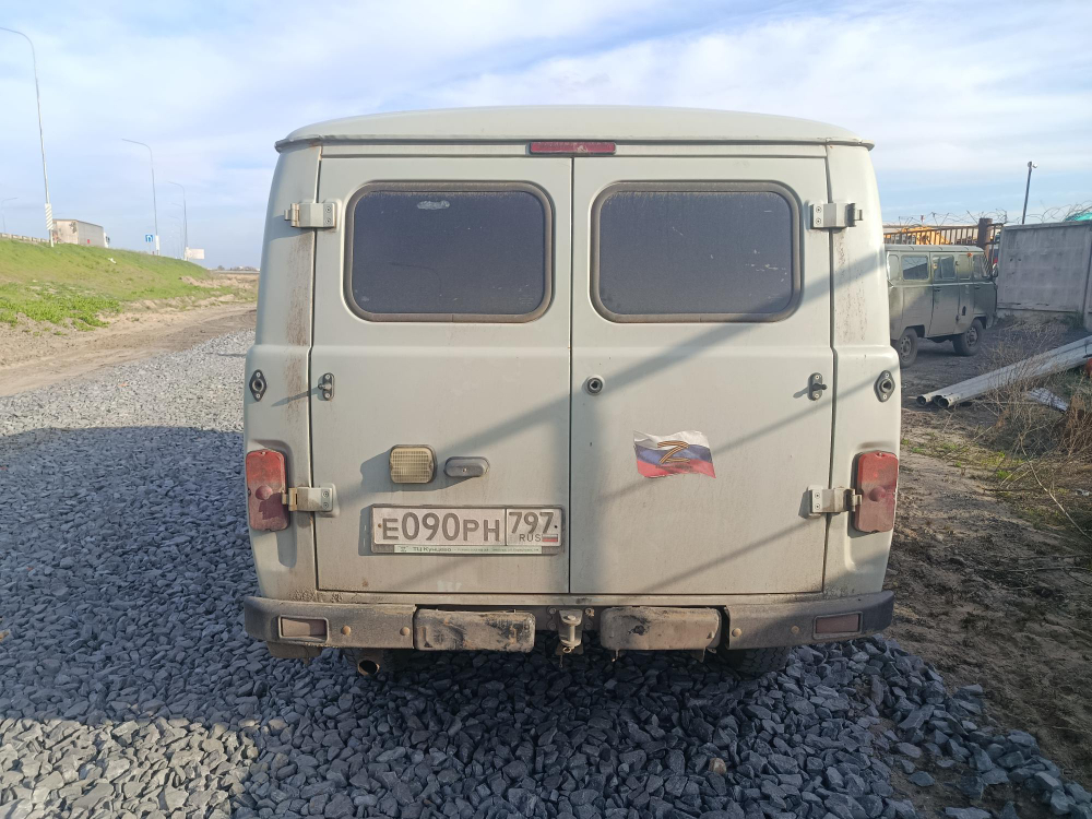 UAZ 3909* Грузопассажирский 390995-04 (без ABS, Бензиновый, 2,7 л, 112 л.с.)