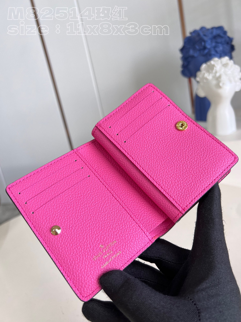 Louis Vuitton Clea Wallet