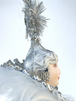 Кукла сказочная фарфоровая Снежная королева Х. К. Андерсена