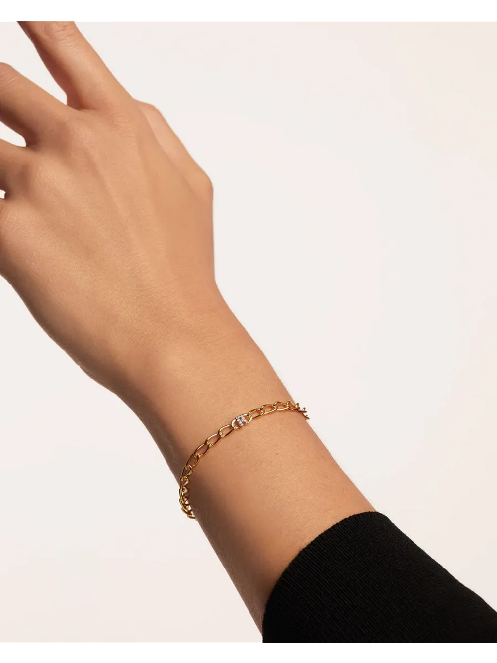 Браслет Буква R серебро 925 пробы покрытое золотом