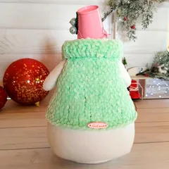 Игрушка интерьерная «Снеговик с розовым ведром» ручной работы / 23 см