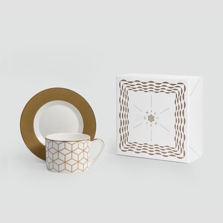 Чайная пара Farforite Illusion «Золотые кубы» 250 мл в подарочной коробке