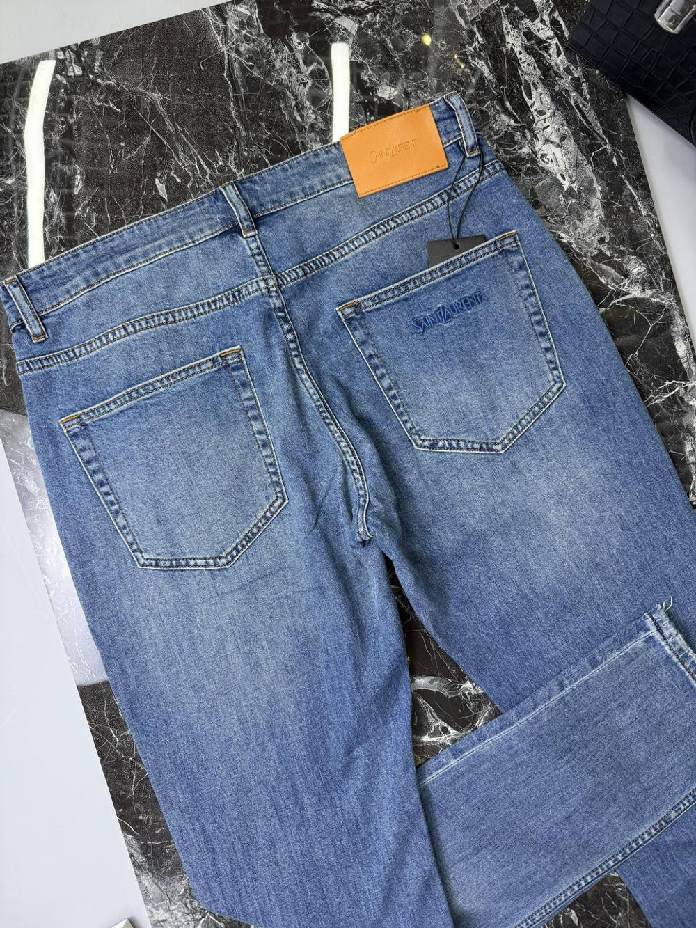 Джинсы Saint Laurent