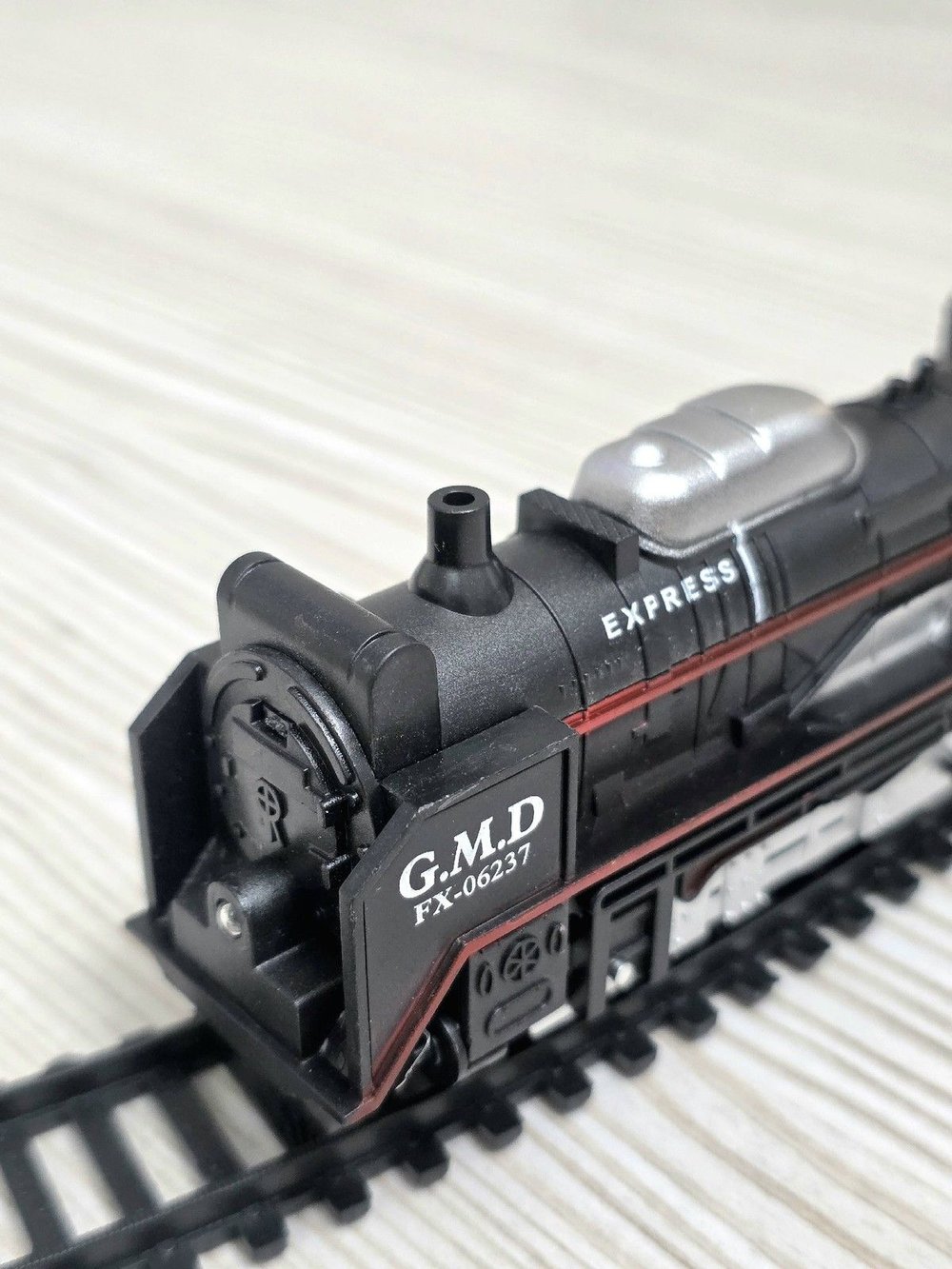 Железная дорога. Размеры дороги:104х68см, в коробке (201279549)