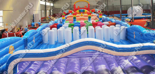 Коммерческая надувная полоса препятствий "Солнечная" 43,5*6*5,5 м