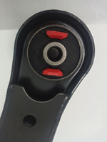 Рычаг передний нижний левый арт. T112909010 Chery