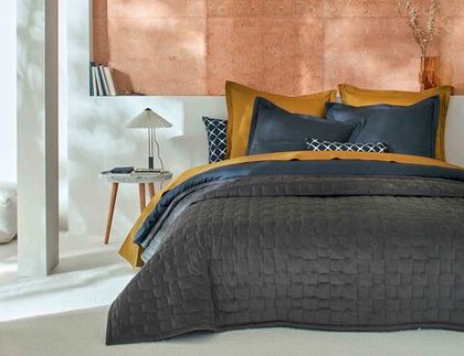 Покрывало SPIRIT ARDOISE 180х260 бархат Blanc des Vosges 180x260 Серый
