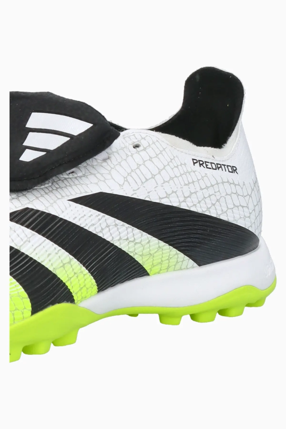 Сороконожки adidas Predator League FT TF - белый