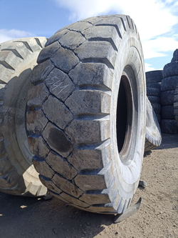 33.00R51 Bridgestone VRDP шина б/у