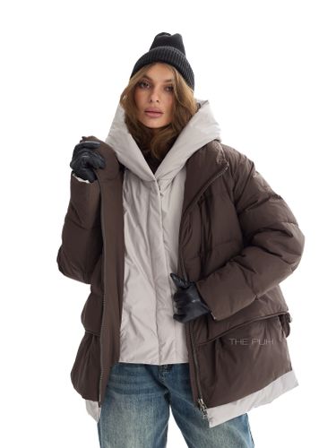 Куртка с контрастной отделкой в шоколадном цвете