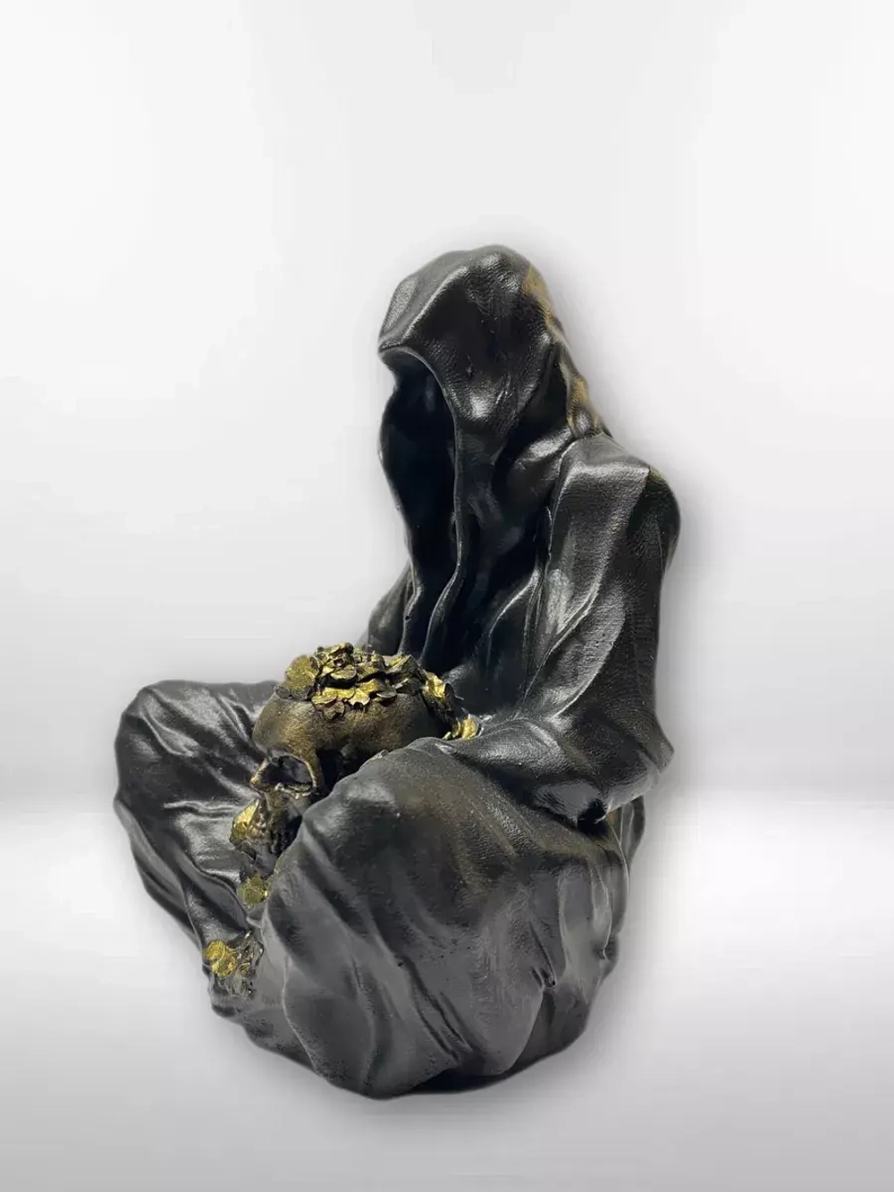 Коллекционная алтарная фигурка оберег Безликий Монах Череп