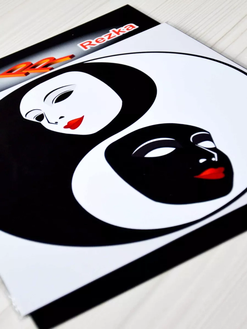 Инь Янь - Театральные маски