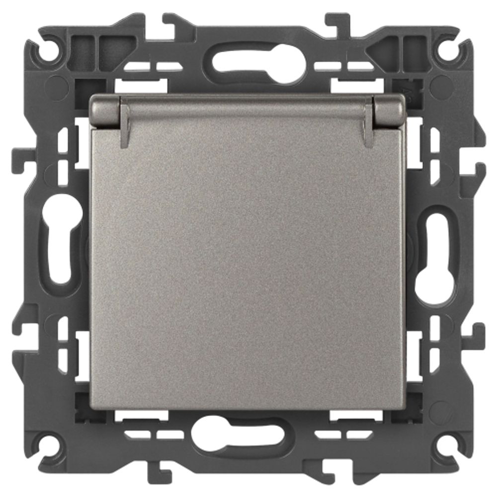 Розетка ЭРА Elegance 14-2103-16 2P+E Schuko со шторками с крышкой, 16А-250В, титан