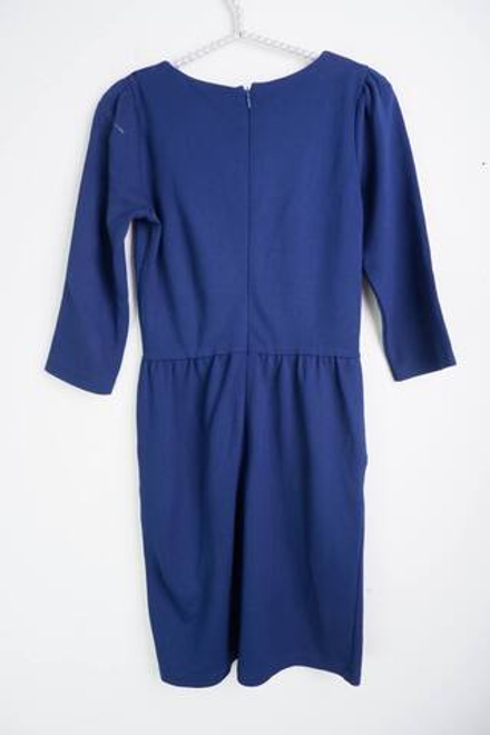 Платье Stradivarius практичное, маркировка S, визуально 44 размер