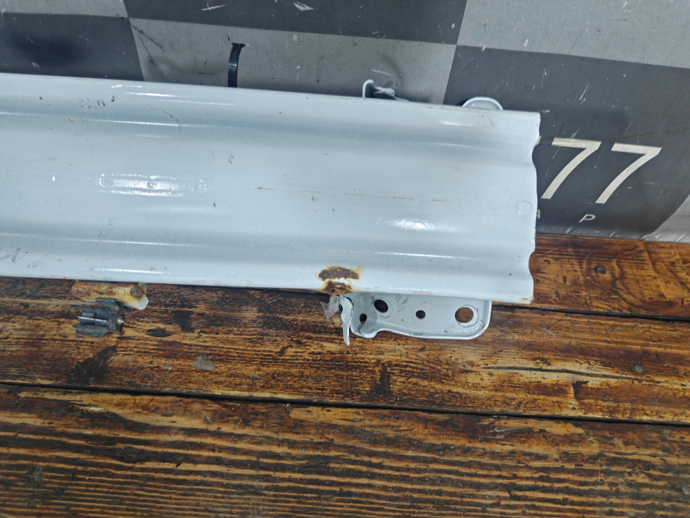 Усилитель переднего бампера Geely Coolray 19-нв Б/У Оригинал 5027092700C15