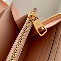 Louis Vuitton Zippy Wallet