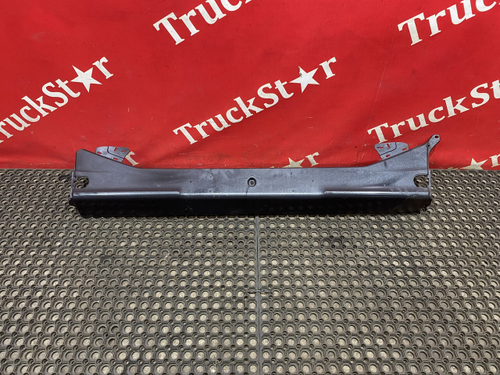 Бампер (дефект) передний средняя часть 2021г