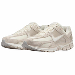 Кроссовки Nike Air Zoom Vomero 5 Sde