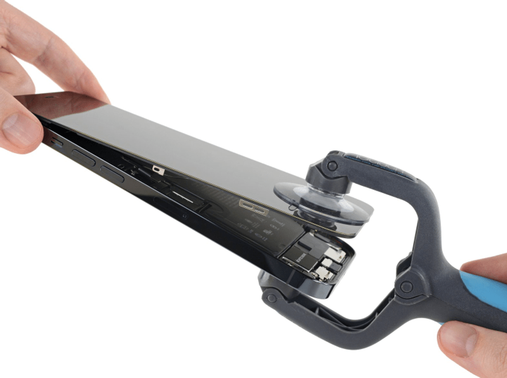 Замена стекла дисплея (с сохранением ориг. Матрицы) на iPhone SE 2020