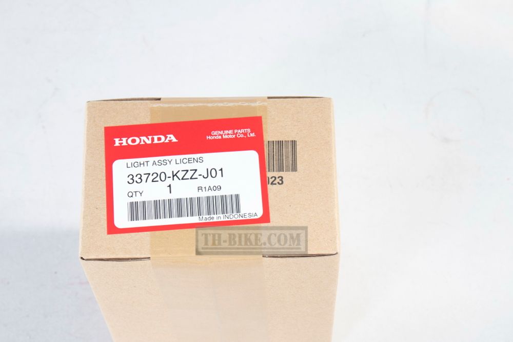 33720-KZZ-J01.  LIGHT ASSY., LICENSE