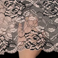 Кружево эластичное персик/черное 20 см, Китай