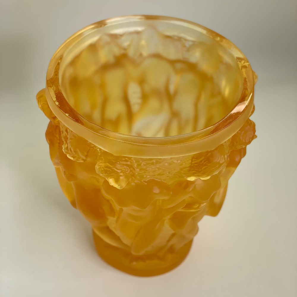 Ваза Lalique