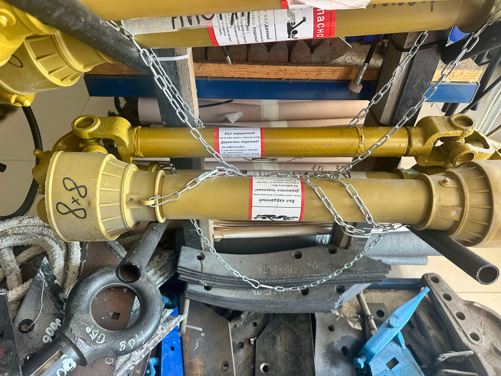 Вал карданный 8*8 с кожухом L 1000/1400 ШАРНИР 160