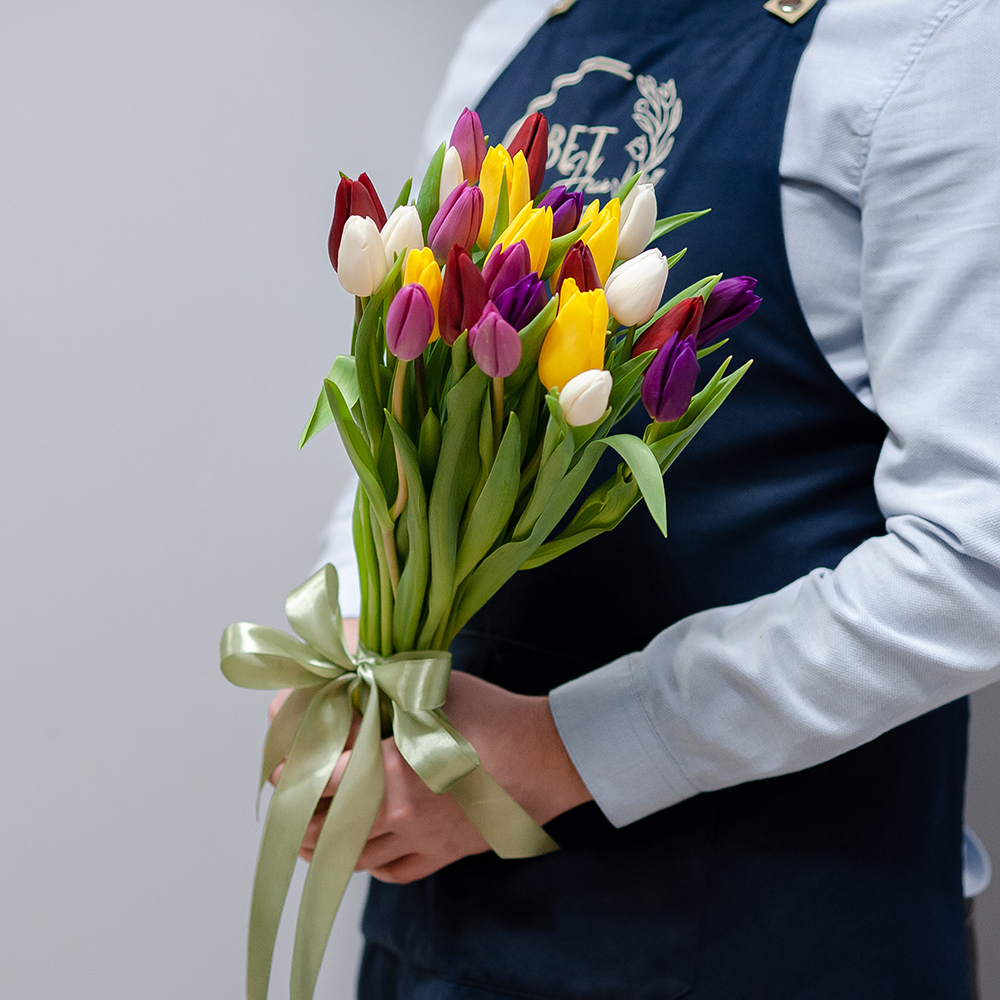 Тюльпаны микс под ленту