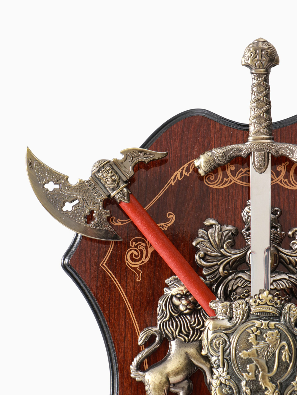 Рыцарское панно Геральдика "Герб со львом"