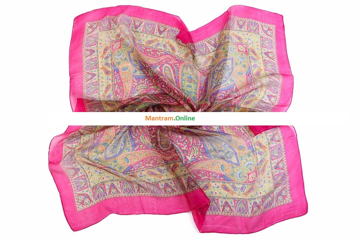 Платок материал Шелк 100% Плотный узор цвет зеленый оранжевый синий на золотом с малиновой каймой 100x100см.