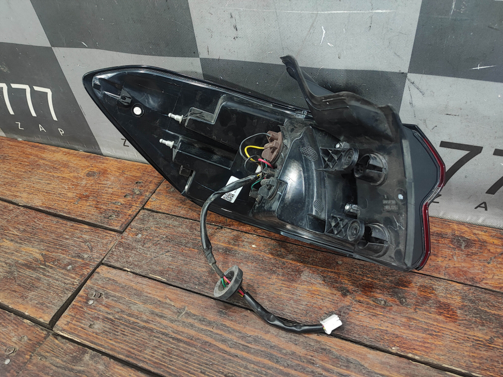 Фонарь задний правый Chery Tiggo 7 Pro 20-24 Б/У Оригинал 605000202AA