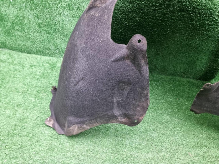 Подкрылок передний левый Porsche Cayenne 958 10-14