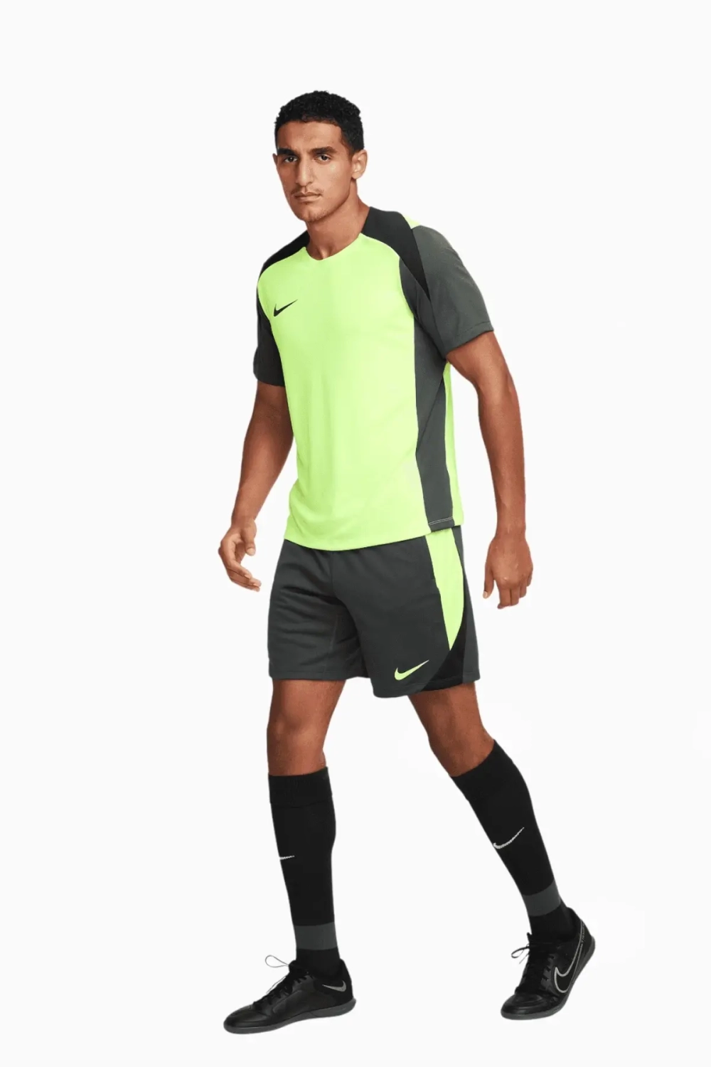 Шорты Nike Dri-FIT Strike - серый