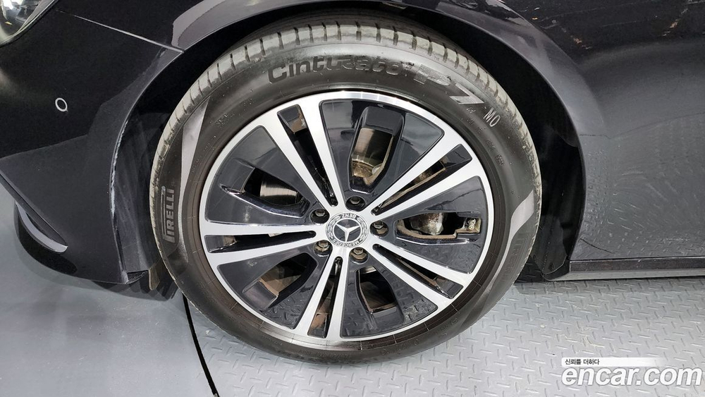 Mercedes-Benz E-Class W213 E250 Avangarde (01.2021)