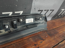 Накладка двери передней левой Renault Arkana 19-нв Б/У Оригинал 808775963R