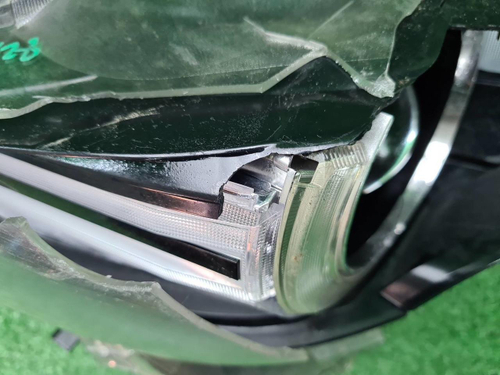 Битая Фара правая Mazda CX-5 2 (17-21) Full LED