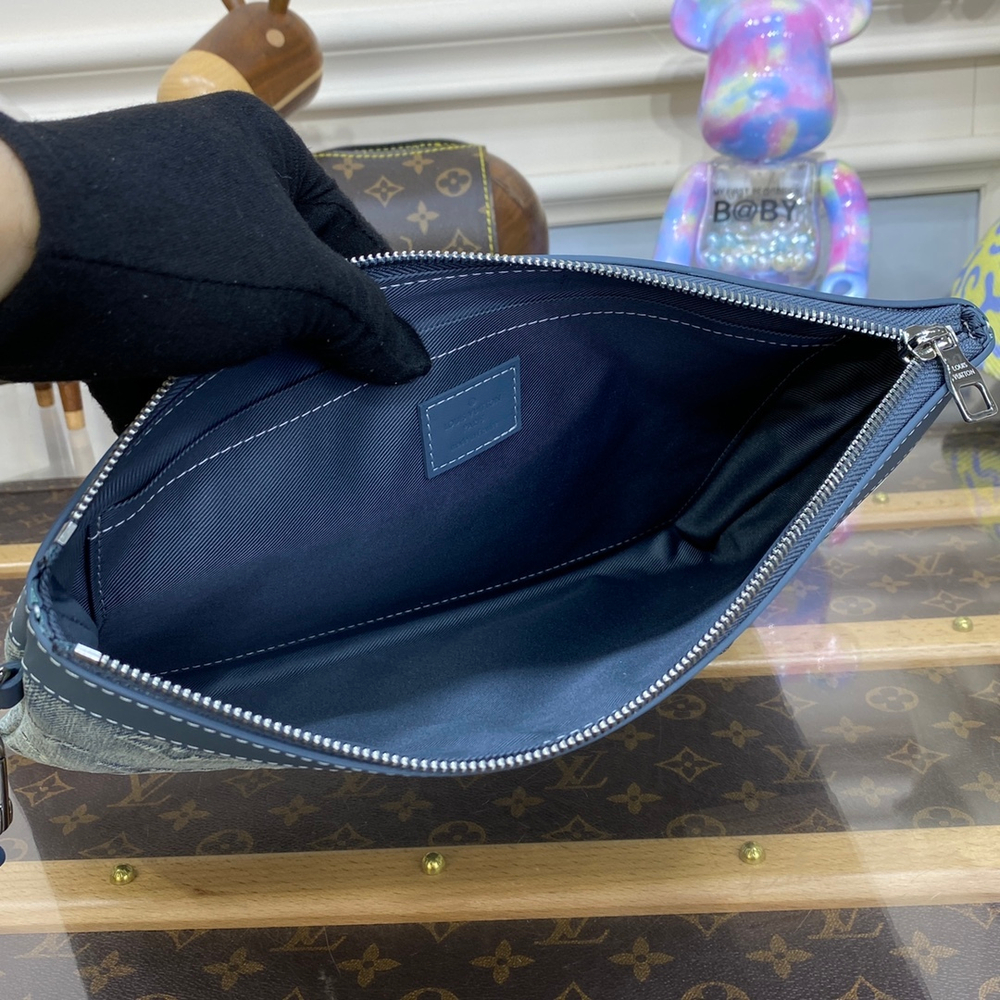 Louis Vuitton Pochette To-Go