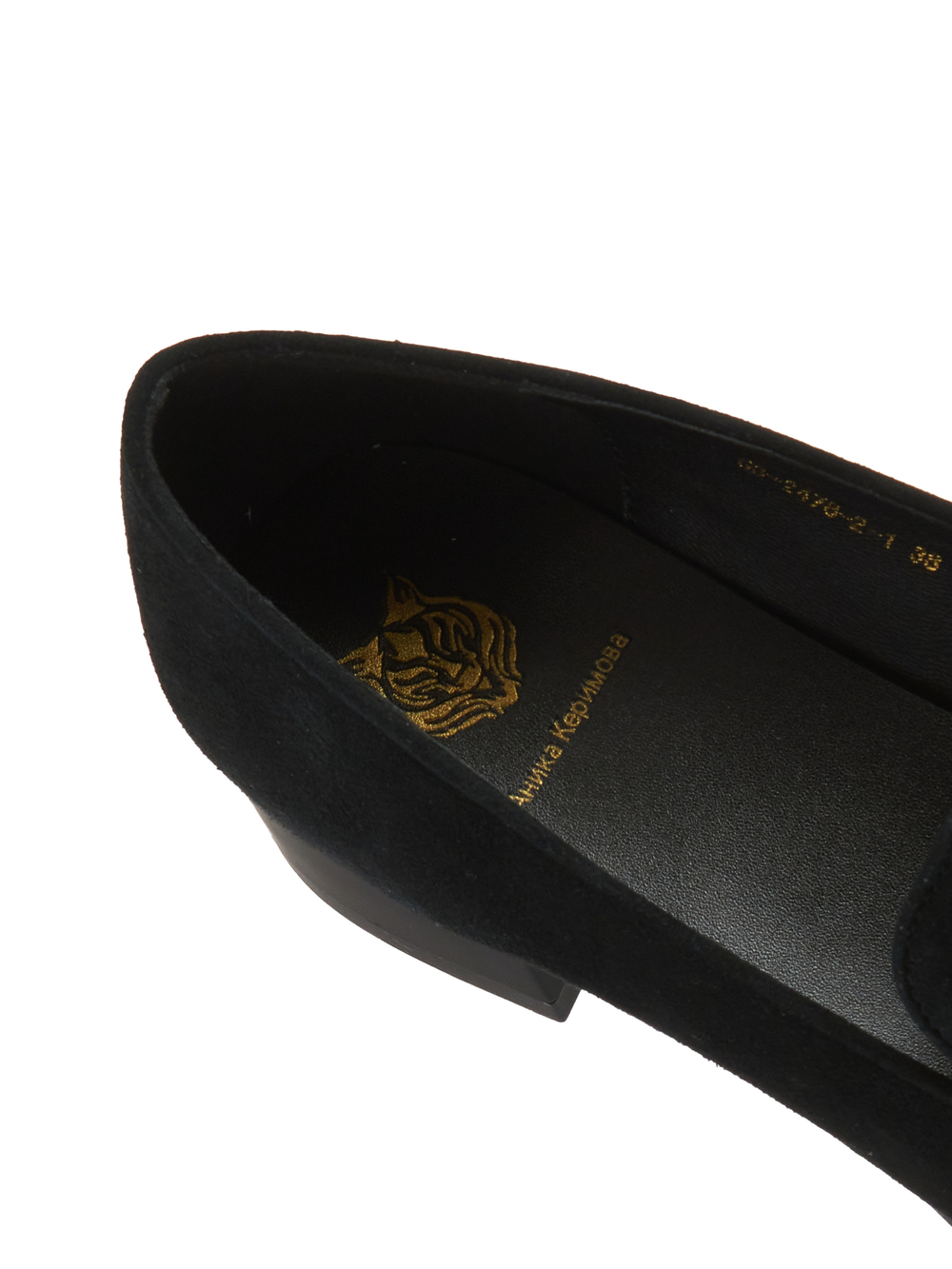 Женские замшевые туфли чёрные на каблуке