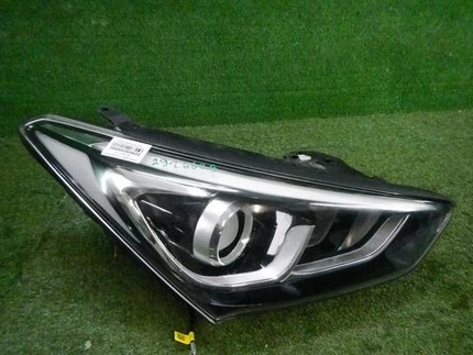 Фара правая Hyundai Santa Fe 3 (2015-2018) Ксенон