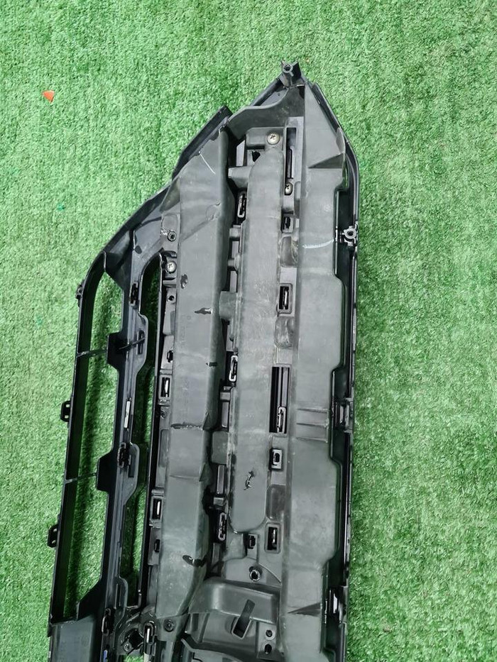 Решетка радиатора Subaru Outback 6 (2019-2022)