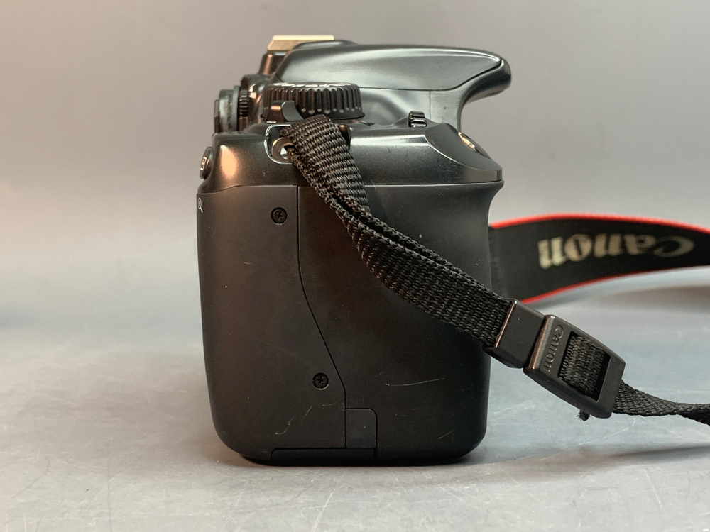 Canon 1100D Body 5735 Кадров