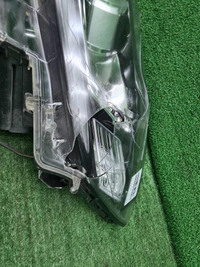 Битая Фара левая Toyota LC Prado 150 (17-нв) LED