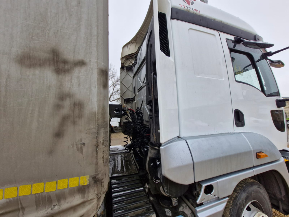 Ford Cargo 4x2 Седельный тягач Cargo (Дизельный, 12,7 л, 480 л.с., МТ)