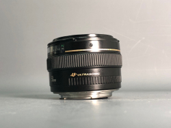 Canon EF 50 mm f/1.4 USM