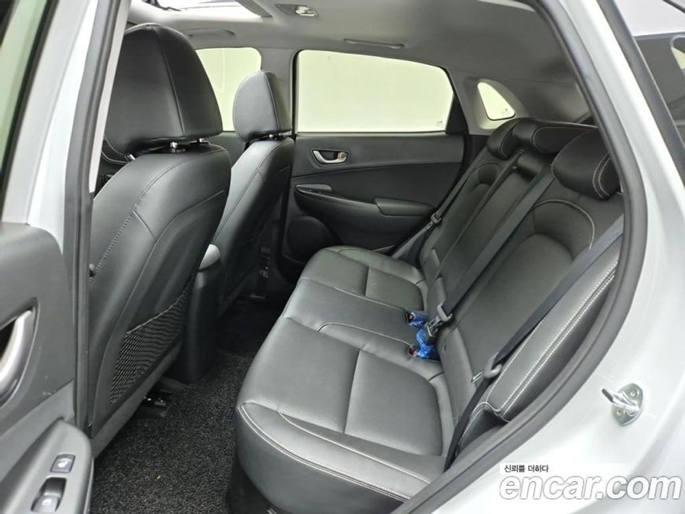 Hyundai KONA Hybrid Premium Special (10.2019)