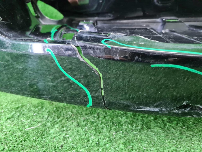 Бампер задний Toyota Land Cruiser 300 (2021-н.в.)